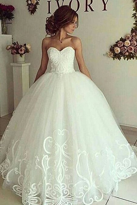 Delicate Lace Up Wedding Dresses with Cap Sleeves